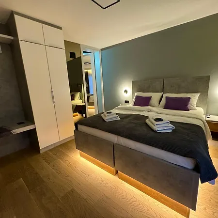 Plaza Апартаменты