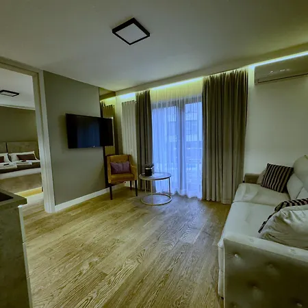 Plaza Апартаменты *